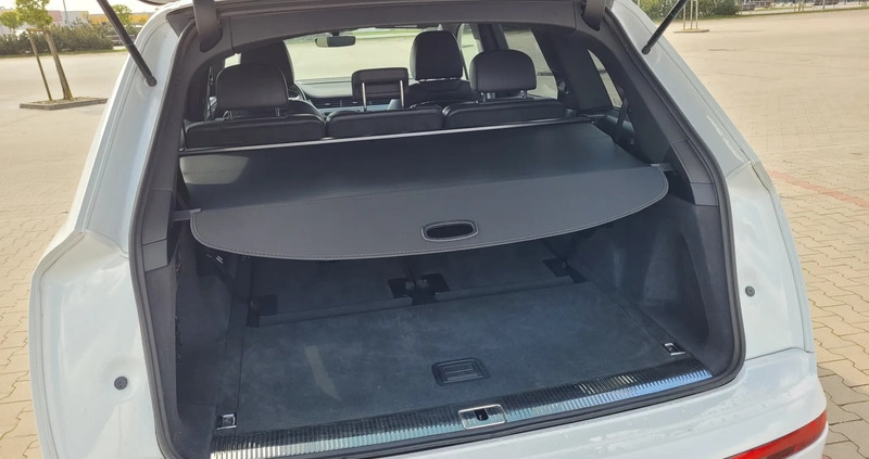 Audi Q7 cena 156000 przebieg: 68254, rok produkcji 2018 z Rogoźno małe 172